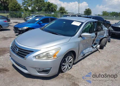 2015 Nissan Altima 2.5/2.5 S/2.5 Sl/2.5 Sv from USA, damaged, VIN 1N4AL3AP4FN332226